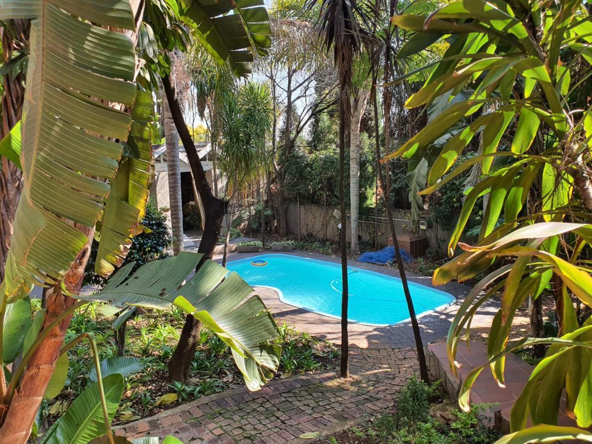 Waterhouse Guest Lodge - Indus Street Pretoria-Noord Exterior foto