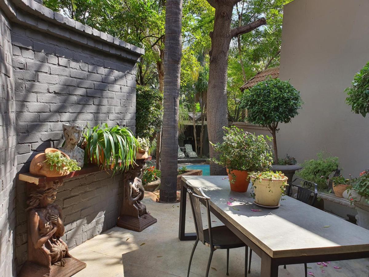 Waterhouse Guest Lodge - Indus Street Pretoria-Noord Exterior foto