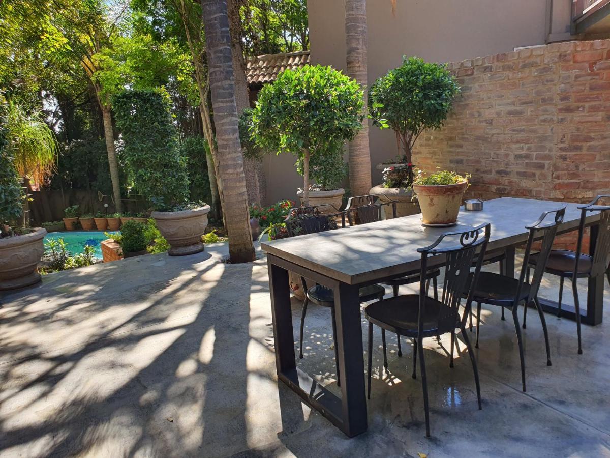 Waterhouse Guest Lodge - Indus Street Pretoria-Noord Exterior foto