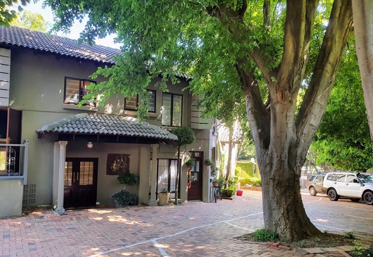Waterhouse Guest Lodge - Indus Street Pretoria-Noord Exterior foto